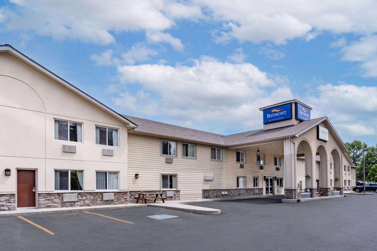 Baymont By Wyndham Bozeman Motel Exterior photo