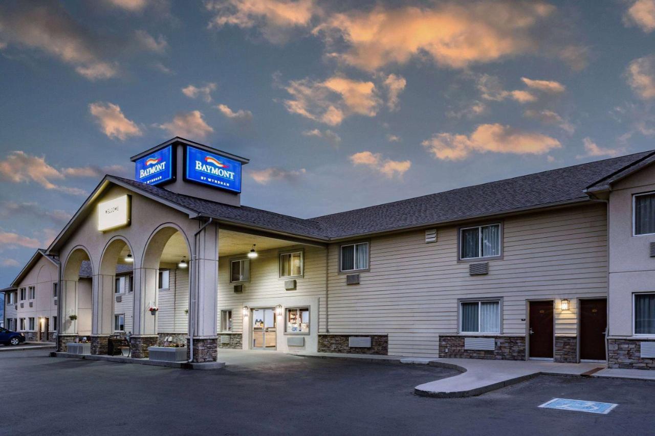 Baymont By Wyndham Bozeman Motel Exterior photo
