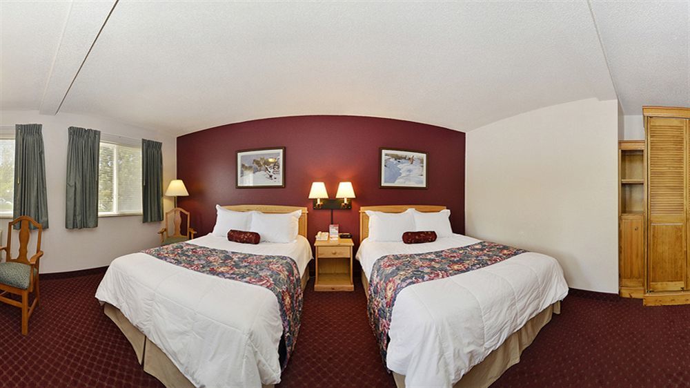Baymont By Wyndham Bozeman Motel Exterior photo